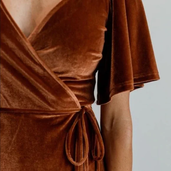 Baltic Born XXL color Spice brand new only worn for fall pictures! - Picture 1 of 3